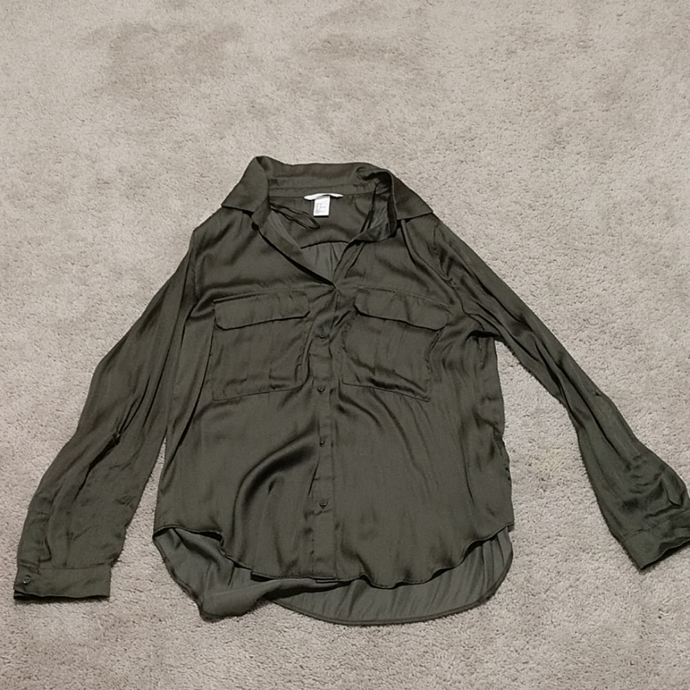 Green woman's top